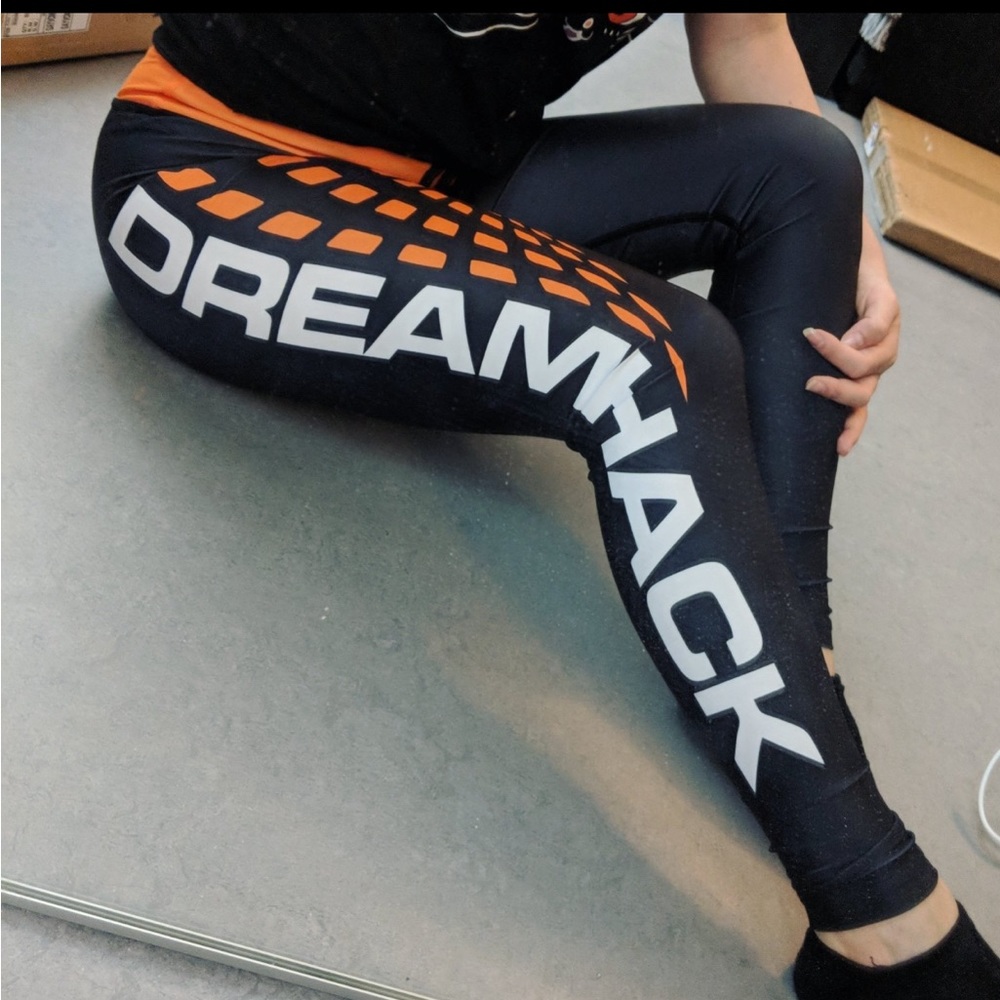 Dreamhack Exercise Leggings